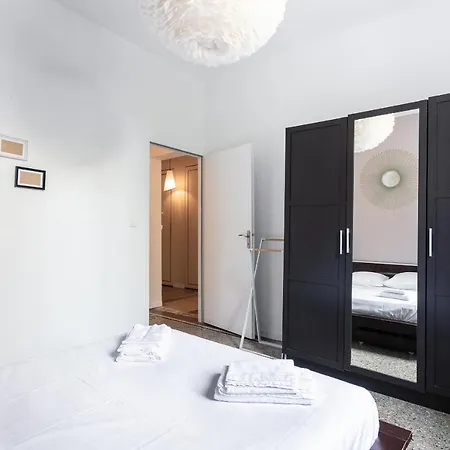 Lägenhetshotell Charmante Maison, Avec Terrasse Et Proche Du Parc Du Peyrou - Class Appart
