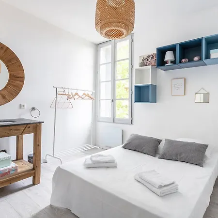 Lägenhetshotell Charmante Maison, Avec Terrasse Et Proche Du Parc Du Peyrou - Class Appart Montpellier